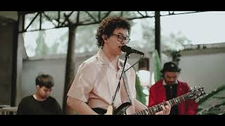 Download lagu Bunga Hati - Salma Salsabil (Gusher Play With Us Live Session) mp3