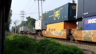 preview picture of video 'CSX SB Intermodal River Line Congers, NY 7368, 4718, 5202, 6'