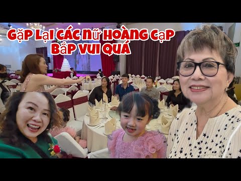 Kapy and Grandma, along with Uncle Ty's family, went to the wedding and had so much fun!