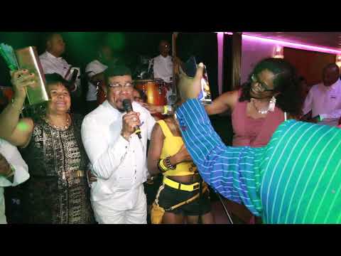 Porfin   Hopi Forsa ku Kenneth Hooi