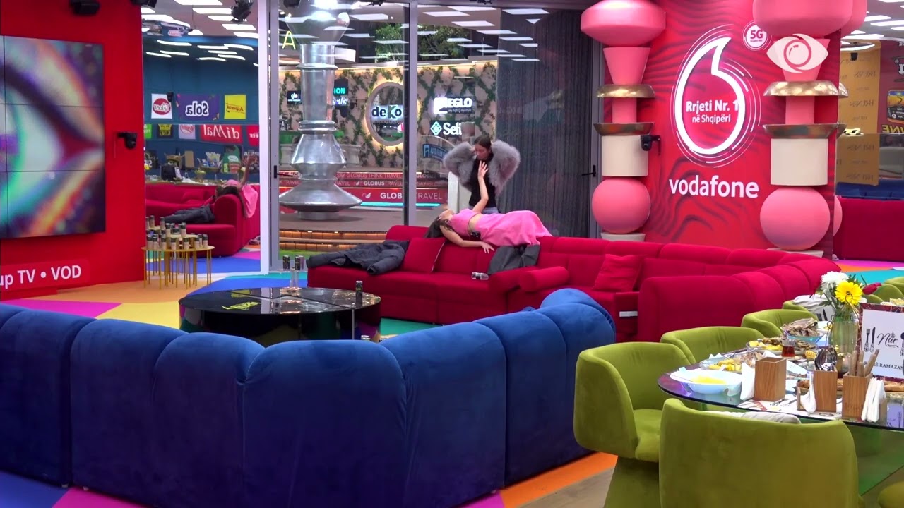 “Thuaj çfarë nuk të pëlqen te Loredana…”/ Rizarta ‘këshillon’ Mikelën për lojën