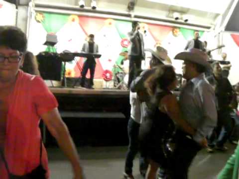 Grupo Realidad Musical, La vecinita, JAMAICA 2014, Fiesta Parroquial de Delhi, Santa Ana CA