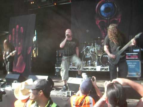 meshuggah live sydney soundwave 2010- front barrier