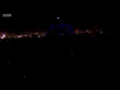 Muse - Jkf +Interlude+Hysteria live Glastonbury 2016