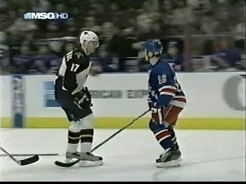 Ilya Kovalchuk vs Sean Avery