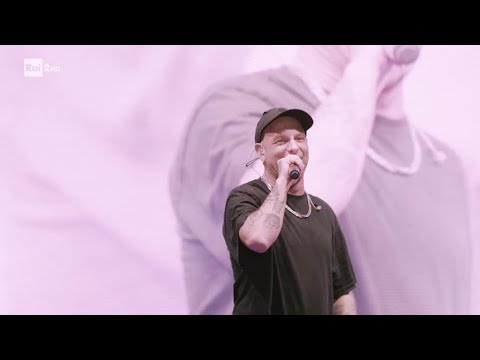 Clementino canta Batte il cuore e Cos Cos Cos - Festival di Castrocaro 2025