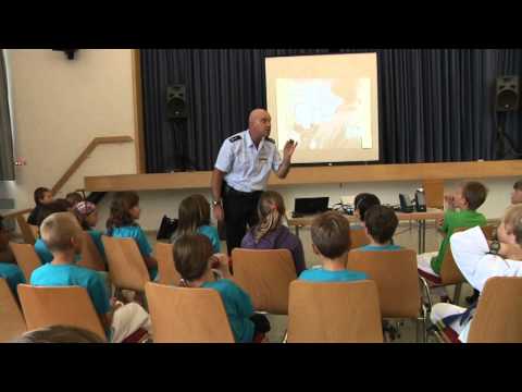 Kara-Camp 2012 Gewaltprävention mit Kriminalhauptkommissar Peter Köstlinger