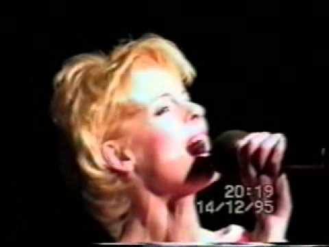 IVETA BARTOŠOVÁ-MALÉ BÍLÉ COSI (LIVE)