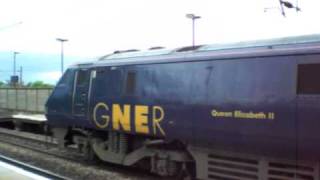 preview picture of video 'GNER Train Leaving Newark Northgate for London Kings Cross'