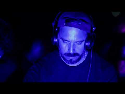 DJ BOOGIE MIKE AZOTEA STGO (FUNK DISCO HIPHOP REMIXES)