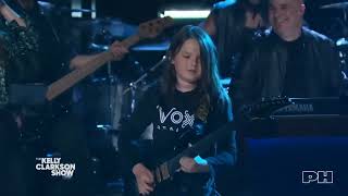 Kelly Clarkson - Hear Me (Live on The Kelly Clarkson Show) ft. Vox