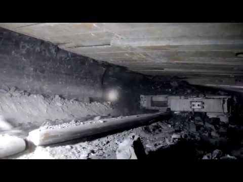 Очистной комбайн КБТ200 в действии