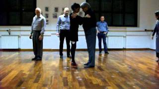 Medio giro milonguero - Gerardo Quiroz en  Hastalamilonga