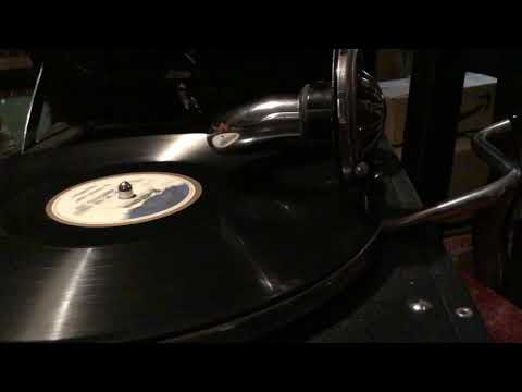 The wedding of the Ginnis to his Cross-Eyed-Pet...... by..... Willie Kemp