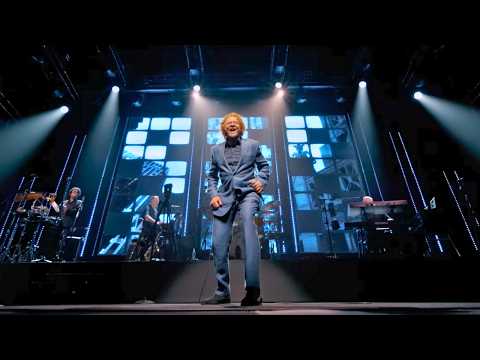 Simply Red - Money's Too Tight (To Mention) [40 Years of Simply Red - Live from Santiago]