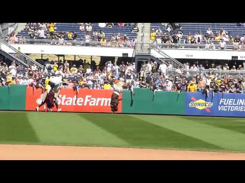 Presidents Race 5-5-2013 vs Pierogis at PNC Park