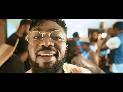 BoiBee - Gimme Luv (Official Video)