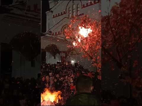 МИР БОЖИЈИ - ХРИСТОС СЕ РОДИ #pravoslavlje #bozic #hram #crkva #2026 #zvornik #shorts #short