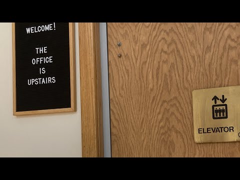 Very loud elevator ride at Okemos Music Academy (RETAKE)