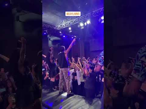 DAY LIMNS (@daylimns) · Muito Além · Part. Di Ferrero | Shopping Villa Olímpia · 22.03.22 |