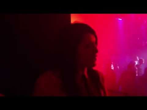 TIFFY HASENZAHN MACHT FAXEN