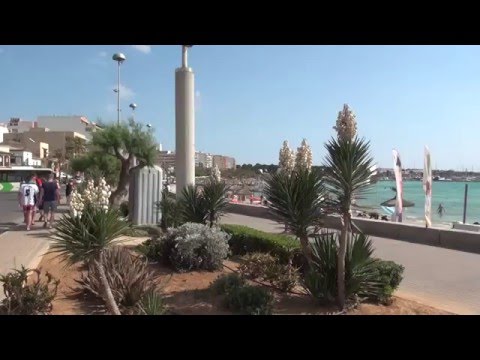 Mallorca　beach walking 　マヨルカ島　西地中海のバレアレス諸島　スペイン