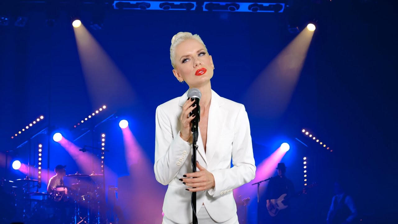 Promotional video thumbnail 10 for Christina's Tribute to Taylor Swift, Gaga, and Britney