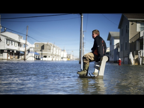 Click to Watch the Storm's a brewin'! Massive storm threatens to flood more than just the Oroville Dam video