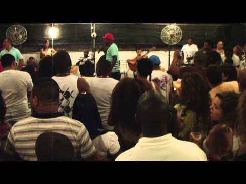 RODA DE SAMBA do NEM com a família TIA DOCA   PH Registrou 1/09/2013 (11)