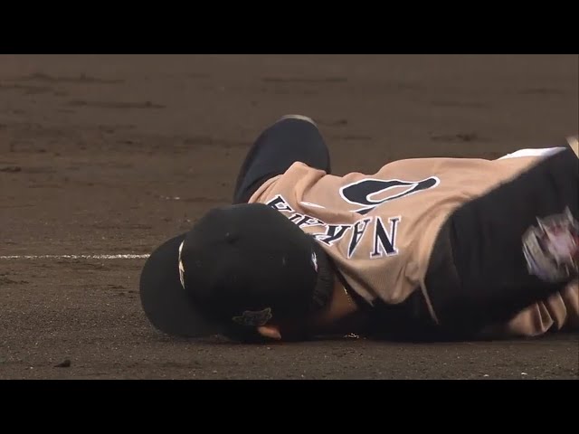 【7回裏】ファイターズ・中田 決死の横っ跳びで魅せる好プレー!! 2017/10/9 E-F