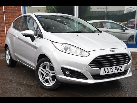 Used Ford Fiesta 1.25 82 Zetec 3dr Moondust Silver 2013