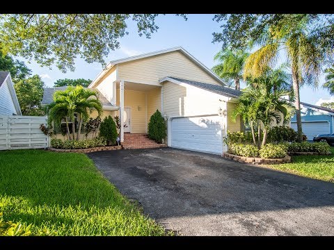 14033 SW 149 LN MIAMI,FL 33186