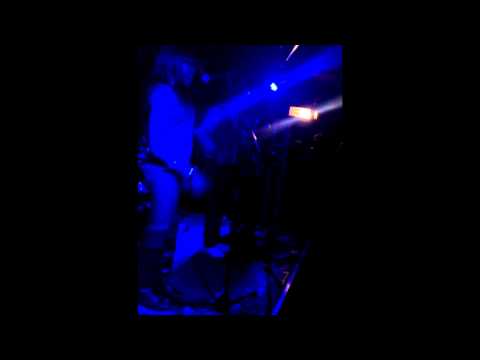 Sir Apollo Welcome Us Live @Camden Rock