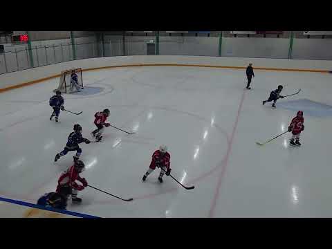 U9, EVU Red -  Kiekko-Espoo Blues White, Hopeakiekko aamusarja, Myyrmäki, 18.12.2022