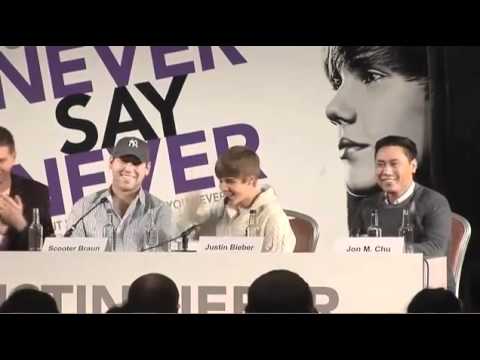 Justin Bieber singing phil collings song 'In The Air Tonight' + beatboxing