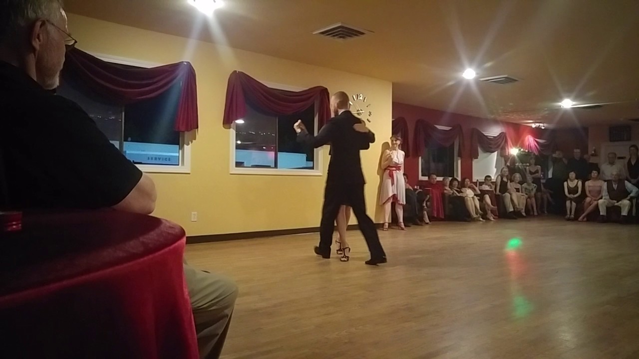 Liz & Yannick Vanhove - Seattle La Vida - June