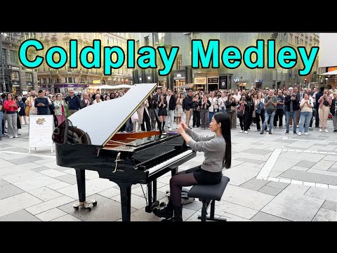 Incredible Coldplay Medley Played On A Public Piano