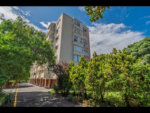 2 Bedroom Apartment / Flat For Sale in Kenilworth, Cape Town