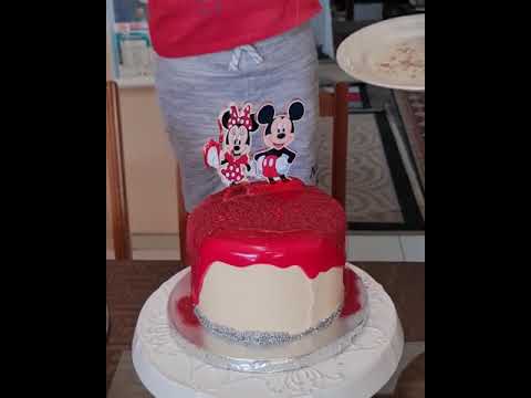 Satisfying Chocolate Lava cake Pull me up