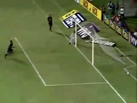 sport 1 x 1 barueri- gol esquisito de pedrao