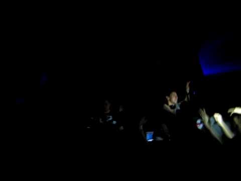 Thomas Gold @ Celebrities Playing "Miike Snow - The Wave (Thomas Gold Remix)"