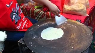 2016-02-08 Cooking Pancakes, China Town, Chiang Mai