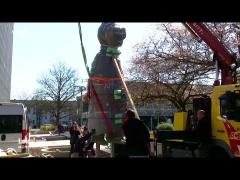 Münster: Skulptur des Nazi-Opfers und Antifaschisten Paul Wulf wieder zurück auf dem Servatiiplatz