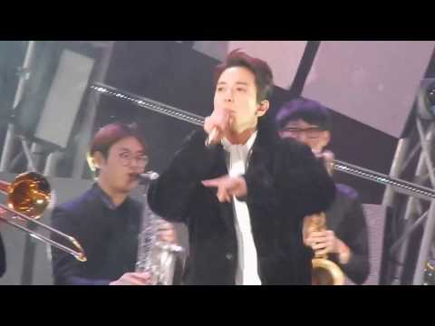 170113 CNBLUE YongHwa - you're so fine @ Golden Disk Awards 31st