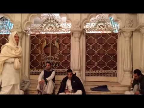 Morning Program Deity Greeting and Guru Puja with HG Aniruddha Prabhu - 28 August 2016