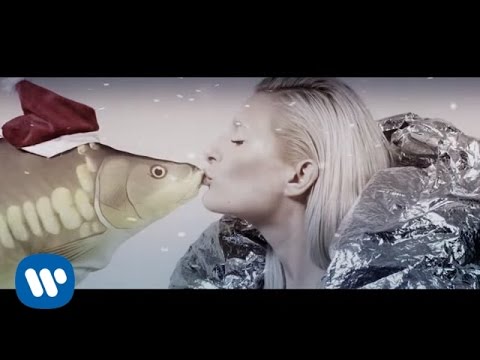 Maja Koman - Kocham Karpia [Official Music Video]