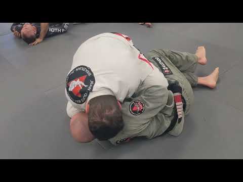 (Unedited) Jean Jacques Machado rolling (don't miss the choke lesson at the end!)