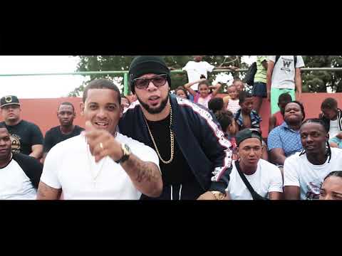 Leandro En Simple Pa Mi Barrio Video Oficial