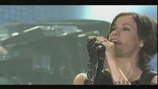 Alanis Morissette - Live &#39;04 Soundstage Concert