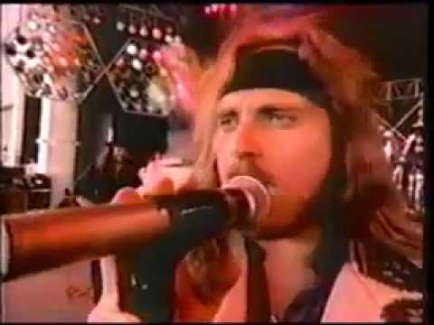 Videoclip de Love Don't Always Come Easy — Lynyrd Skynyrd